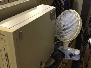 minifan12052504.jpg
